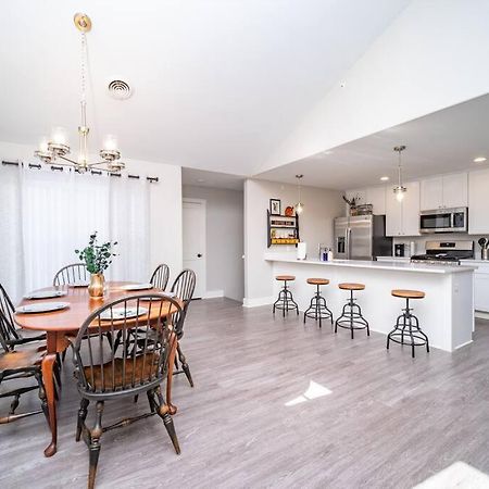 New Beautiful 3 Bedroom Condo In Bettendorf Kültér fotó