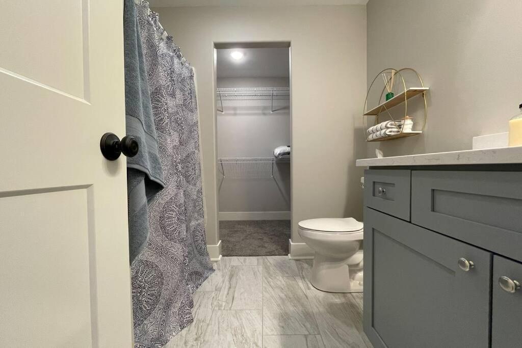 New Beautiful 3 Bedroom Condo In Bettendorf Kültér fotó