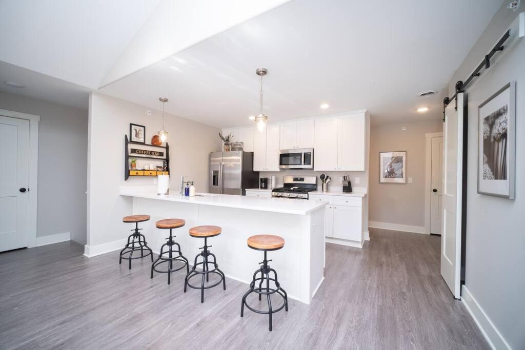 New Beautiful 3 Bedroom Condo In Bettendorf Kültér fotó