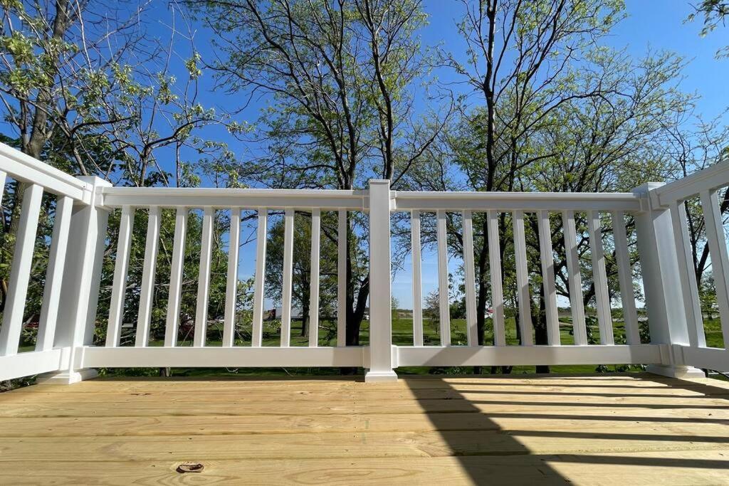 New Beautiful 3 Bedroom Condo In Bettendorf Kültér fotó